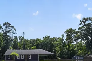 13031 Timber Ridge Dr, Dayton, TX 77535 - Photo 2