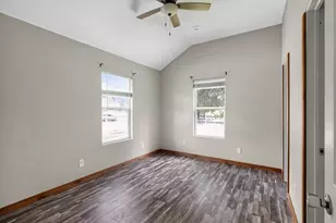 13031 Timber Ridge Dr, Dayton, TX 77535 - Photo 8