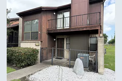 62 Evanston Street #2/5, Houston, TX 77015 - Photo 2