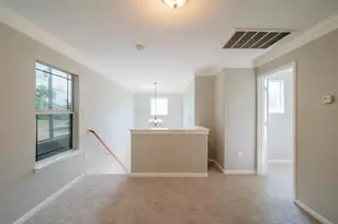 5527 Bertellis Ln, Houston, TX 77091 - Photo 10