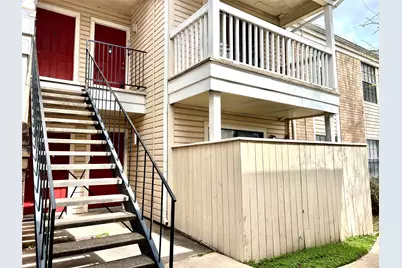 2750 Holly Hall Street #605, Houston, TX 77054 - Photo 2