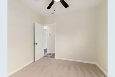 102 E Valverde Street, Brenham, TX 77833 - Photo 24