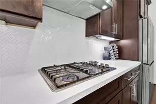 1615 Vermont St, Houston, TX 77006 - Photo 8