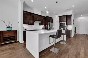 1615 Vermont St, Houston, TX 77006 - Photo 6