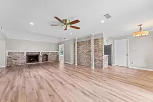 9407 Brooding Oak Cir, Houston, TX 77096 - Photo 8