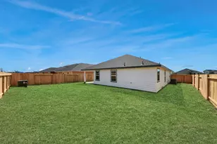 9035 Rose Water Trl, Iowa Colony, TX 77583 - Photo 34