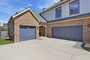 223 S Bauer Point Cir, Spring, TX 77389 - Photo 2