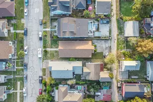 1320 Avenue L, Galveston, TX 77550 - Photo 28