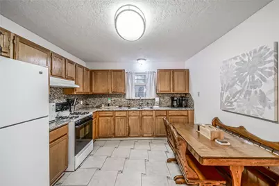 1320 Avenue L, Galveston, TX 77550 - Photo 10