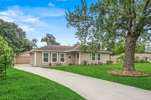 5755 Belvedere St, Houston, TX 77021 - Photo 1
