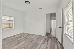 3318 Avenue M, Galveston, TX 77550 - Photo 14