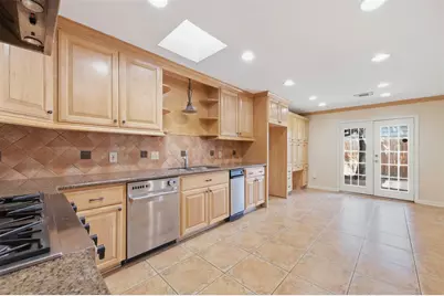 2206 Nantucket Drive #B, Houston, TX 77057 - Photo 12