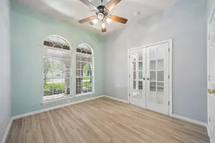 1314 Deerbrook Dr, Sugar Land, TX 77479 - Photo 14