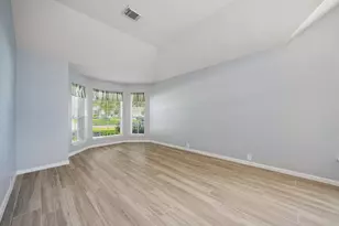 1314 Deerbrook Dr, Sugar Land, TX 77479 - Photo 6