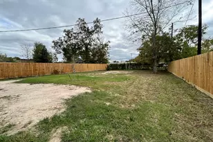 5706 Howell St, Houston, TX 77032 - Photo 26