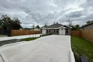 5706 Howell St, Houston, TX 77032 - Photo 4
