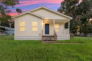 126 County Rd 2802, Cleveland, TX 77327 - Photo 2