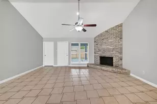 10506 Ivy Oaks Ln, Houston, TX 77041 - Photo 6