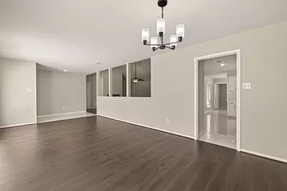 3907 Holly Green Court, Houston, TX 77339 - Photo 6