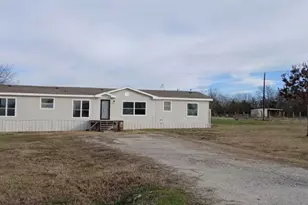 102 Bailey St, Van Alstyne, TX 75495 - Photo 16