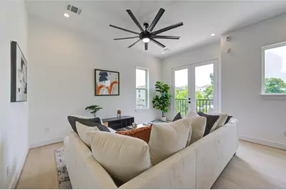 2310 Reinerman Street, Houston, TX 77007 - Photo 22