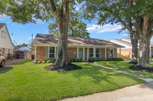 6115 Lymbar Dr, Houston, TX 77096 - Photo 4