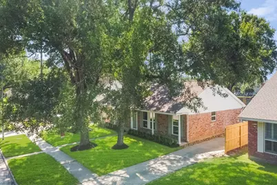 6115 Lymbar Drive, Houston, TX 77096 - Photo 2