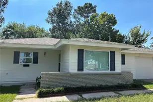 738 Arvana St, Houston, TX 77034 - Photo 1