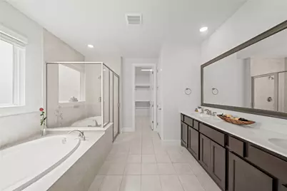 4702 Llano Loop, Sugar Land, TX 77479 - Photo 16