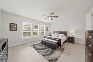 4702 Llano Loop, Sugar Land, TX 77479 - Photo 14