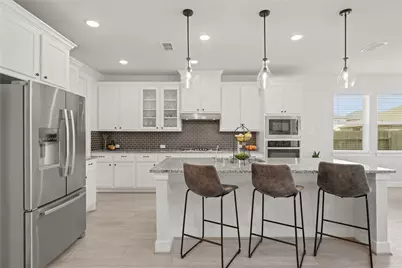 4702 Llano Loop, Sugar Land, TX 77479 - Photo 8