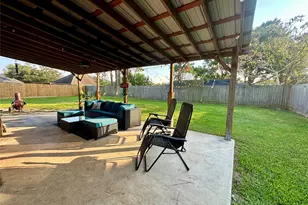 405 N Amherst Dr, West Columbia, TX 77486 - Photo 30