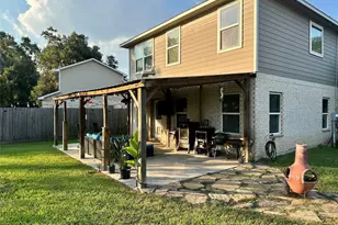 405 N Amherst Dr, West Columbia, TX 77486 - Photo 32