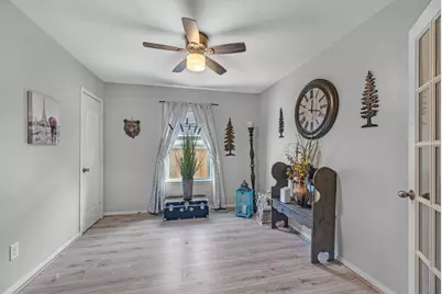 405 Hawks View Drive, La Marque, TX 77568 - Photo 8