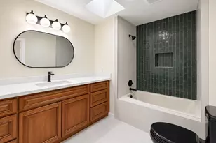 526 N Post Oak Ln, Houston, TX 77024 - Photo 22