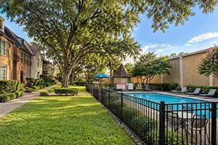 526 N Post Oak Ln, Houston, TX 77024 - Photo 32
