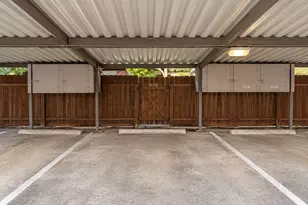 526 N Post Oak Ln, Houston, TX 77024 - Photo 28
