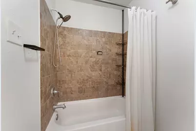 19 Tremont Woods Court, The Woodlands, TX 77381 - Photo 20