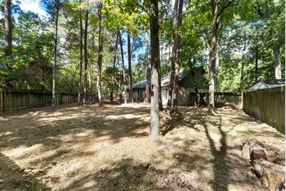 19 Tremont Woods Court, The Woodlands, TX 77381 - Photo 28
