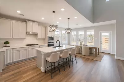 2016 Woodland Park Court, Conroe, TX 77384 - Photo 8