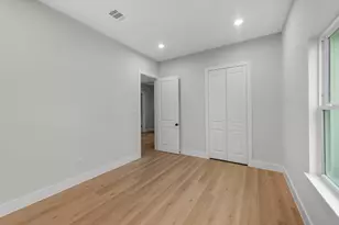 2348 Delafield St, Houston, TX 77023 - Photo 22