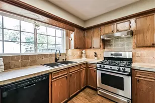 231 Loon River Dr, Huffman, TX 77336 - Photo 10