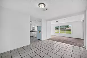2101 E Fayle St, Baytown, TX 77520 - Photo 16