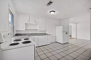 2101 E Fayle St, Baytown, TX 77520 - Photo 24