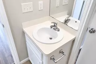 4119 Placid St, Houston, TX 77022 - Photo 8