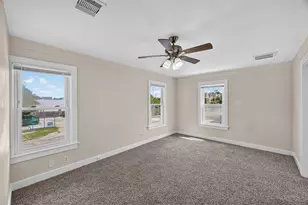 210 W 13th St, Houston, TX 77008 - Photo 26