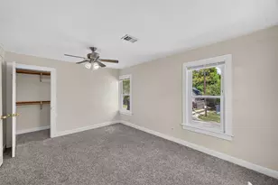 210 W 13th St, Houston, TX 77008 - Photo 24