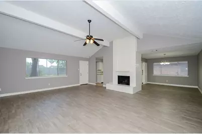 8319 Bird Run Drive, Missouri City, TX 77489 - Photo 4