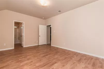 3907 Cary Creek Drive, Baytown, TX 77521 - Photo 8