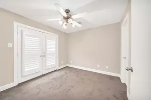 3633 Main Plaza Dr, Houston, TX 77025 - Photo 6